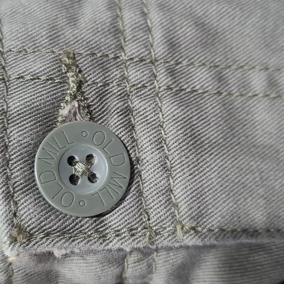 Relaxed Fit Cargo Shorts Size 36 - Olive - New - Picture 11 of 11